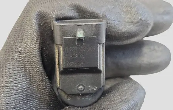 Volvo V60 Camshaft position sensor 0232103063