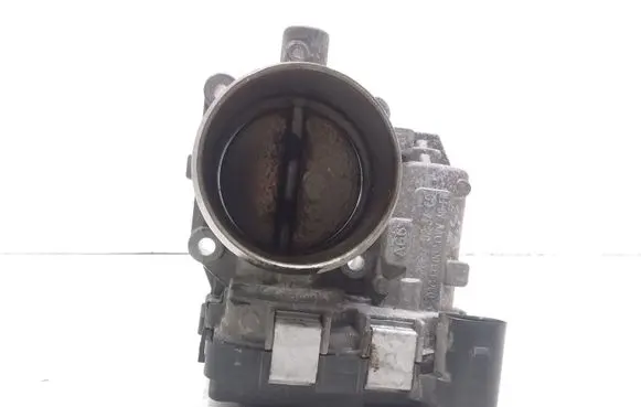 Volkswagen Golf V Throttle valve 03C133062D
