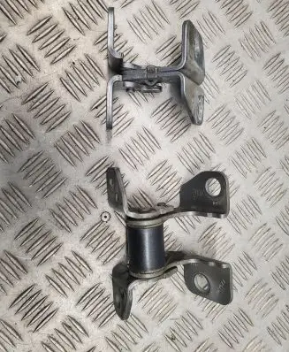 Chrysler Pacifica Front door hinges set 775ARH 773A