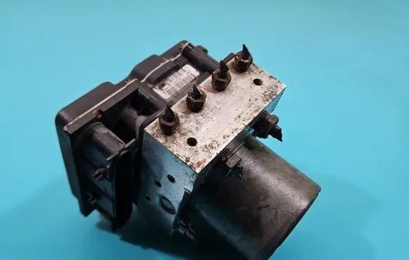 Toyota Corolla Verso E121 ABS Pump 0265234222 IMPRK1488182