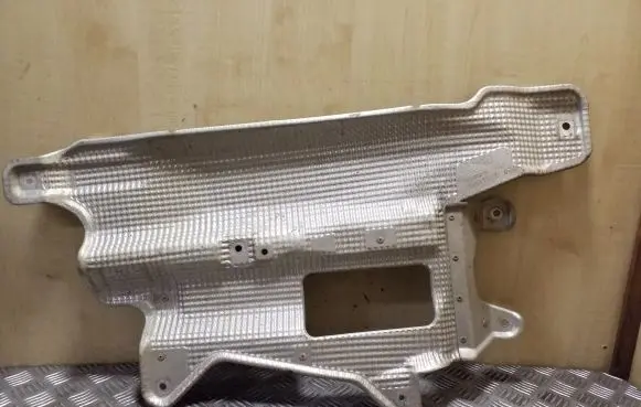 Honda CR-V Exhaust heat shield 74610T1GG000
