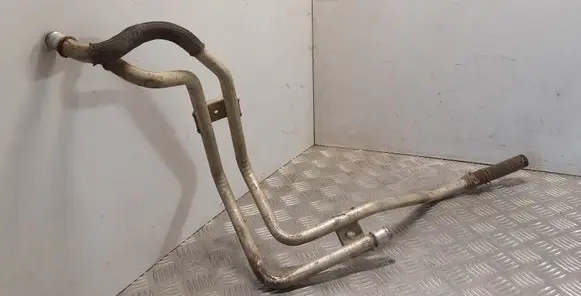 Renault Trafic II (X83) Engine coolant pipe/hose