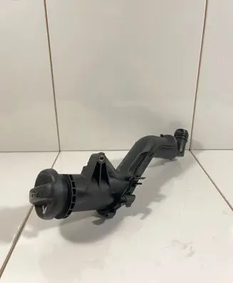 Ford Focus Oil fill pipe 9654733980