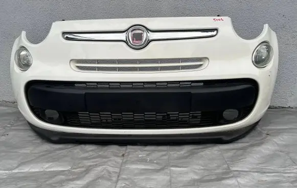 Fiat 500L Front bumper