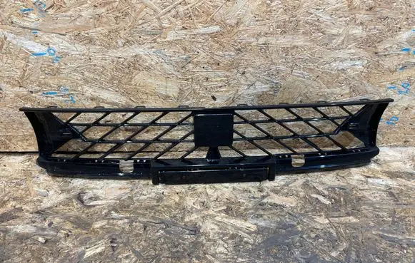 Front bumper lower grill
