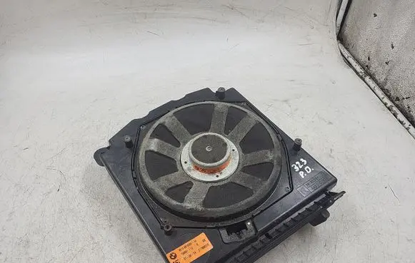 BMW 5 E60 E61 Subwoofer speaker 6919358