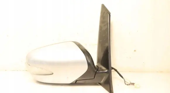 Mitsubishi Grandis Front door electric wing mirror E4012233