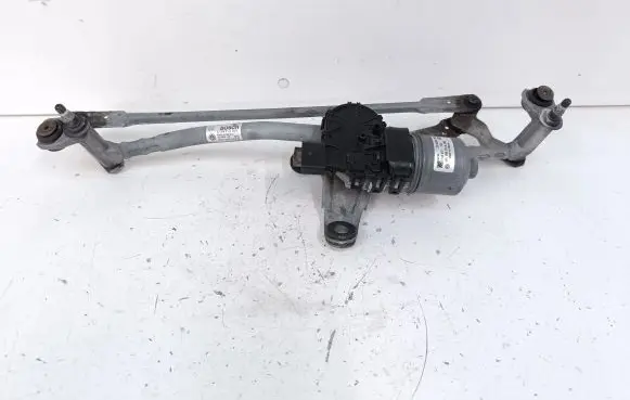 Volkswagen Jetta VI Front wiper linkage and motor 5C7955023B 6R1955119A