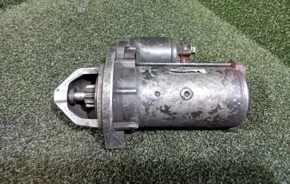 Mercedes-Benz E W211 Starter motor 674519 D7R43