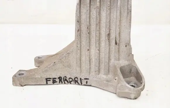Ferrari California F149 Engine mount bracket