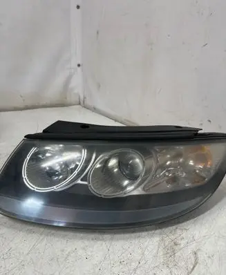Hyundai Santa Fe Headlight/headlamp 921012BXXX