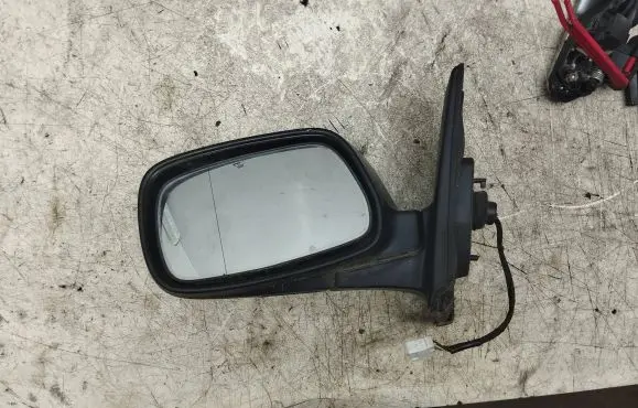 Toyota Corolla E120 E130 Front door electric wing mirror E11015440 SKH5636