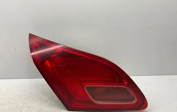 Opel Astra J Tailgate rear/tail lights 090098 E245027