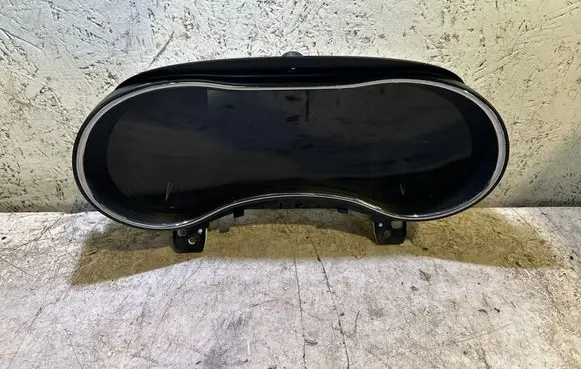 Dodge Durango Speedometer (instrument cluster) 68251670AG 360240 7528670