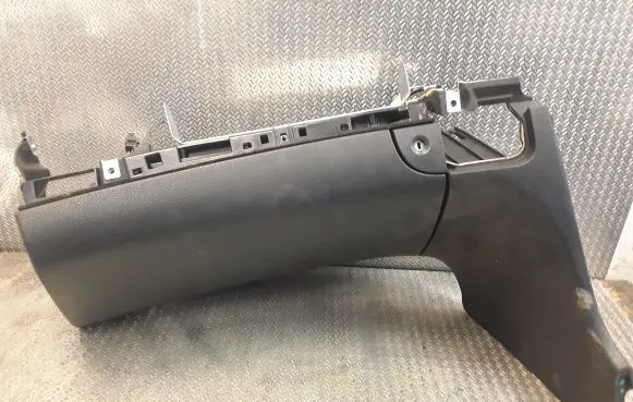 Mercedes-Benz E W211 Glove box 2118603305 A2118603305
