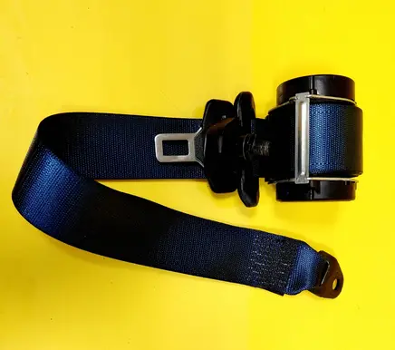 Rear seatbelt
