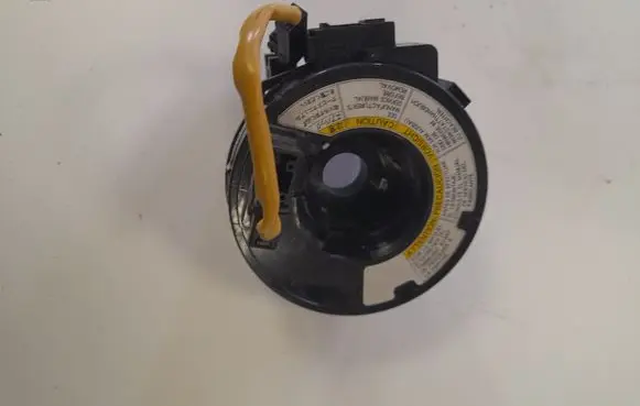 Suzuki Grand Vitara II Airbag slip ring squib (SRS ring)