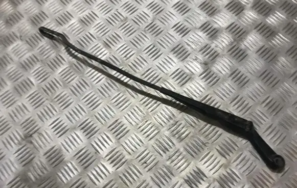 Volkswagen Golf III Front wiper blade arm 1h1955410a