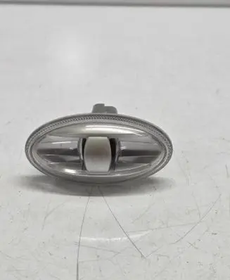 Peugeot Partner III Front fender indicator light 9680057480