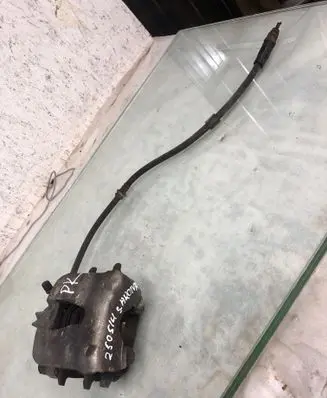Front brake caliper