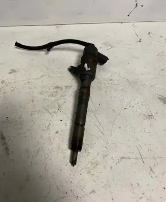 Opel Meriva A Fuel injector 0445110183