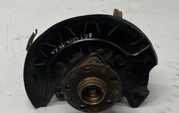 Skoda Octavia Mk3 (5E) Front wheel hub