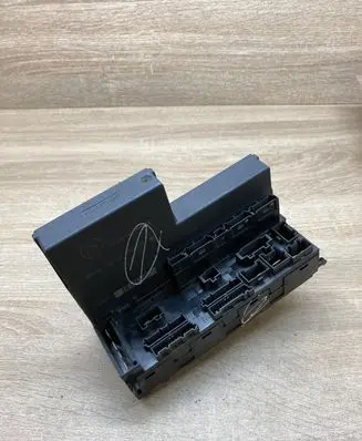 Mercedes-Benz E W210 Fuse module 0225455332