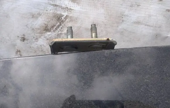 Volvo V50 Tailgate/trunk/boot hinge