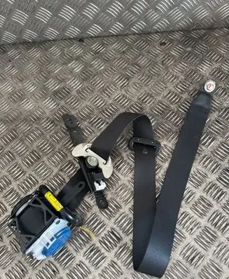 Mitsubishi Outlander Front seatbelt TKAH2EN305