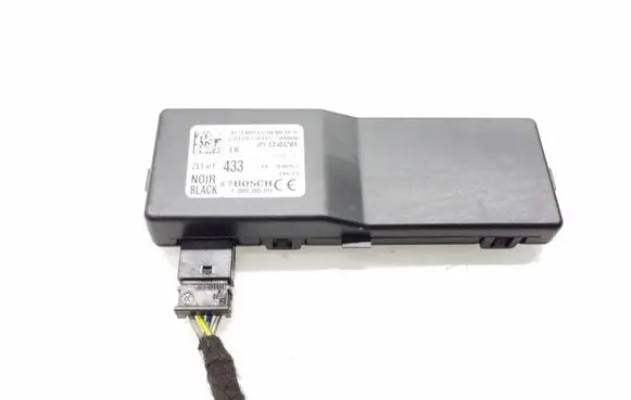 Opel Insignia A Door central lock control unit/module 13503204