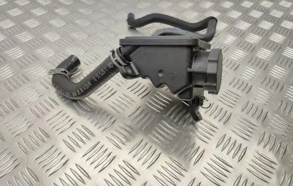 Mercedes-Benz GLK (X204) Power steering fluid tank/reservoir A0004602283