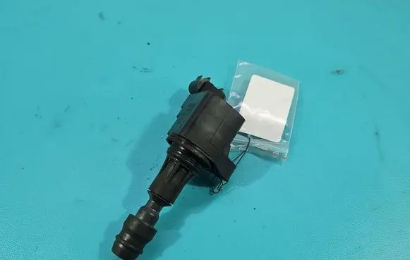 Opel Insignia A High voltage ignition coil 12629646 IMPRK1526082