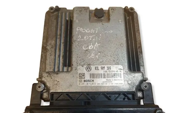 Volkswagen PASSAT B6 Engine control unit/module ECU 0281015029 03L907309 EDC17CP14