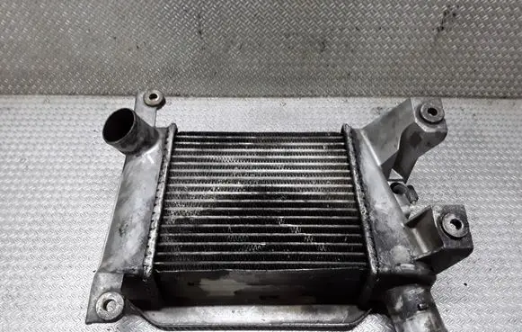 Nissan Navara D22 Intercooler radiator