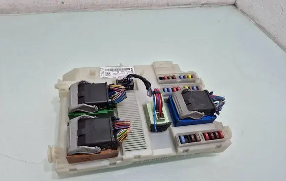 Volvo XC60 Fuse module 31254837AC AG9T14C256HC