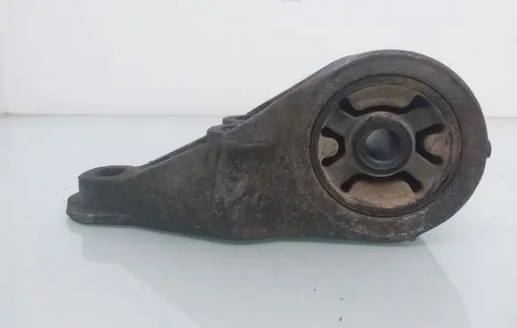 Volkswagen PASSAT B5 Rear axle beam mounts housing 8E0501522G 8E0501521G