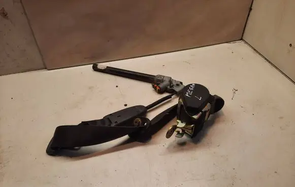 Renault Megane II Front seatbelt