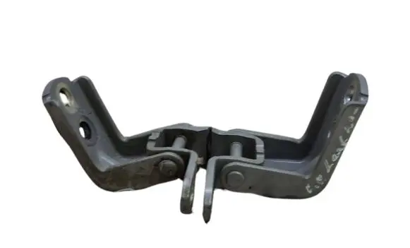 Nissan Leaf II (ZE1) Front door upper hinge