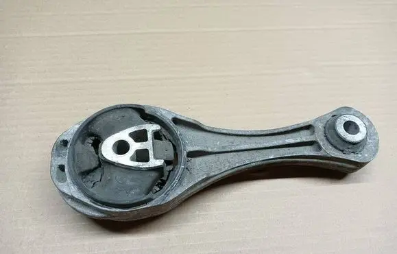 Renault Kangoo II Gearbox mount 8200427531