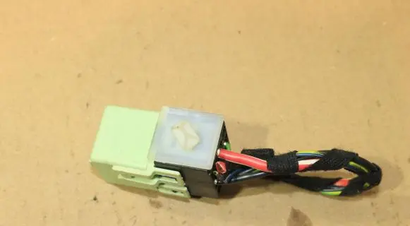 BMW X5 E53 Other relay 8373700