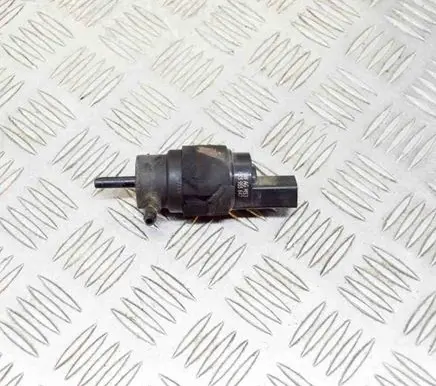 Audi A6 S6 C7 4G Windscreen/windshield washer pump 8K5955647