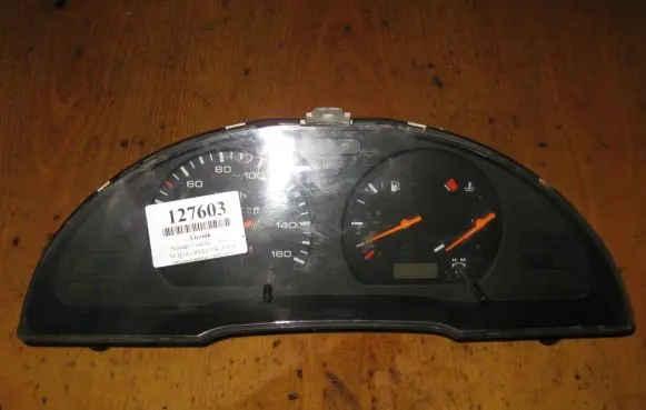 Nissan Vanette Speedometer (instrument cluster)