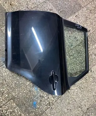KIA Ceed Rear door