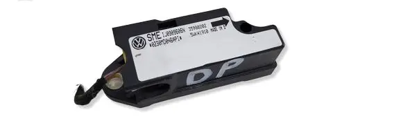 Volkswagen PASSAT B5 Airbag deployment crash/impact sensor 1J0909606N 35980202 0230MD0N6AP1