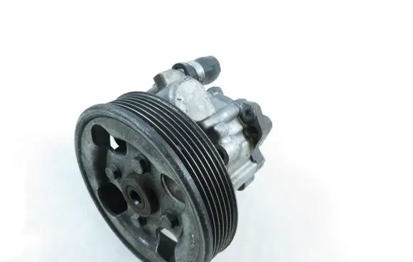 Citroen C5 Power steering pump 7693955239 9682352080