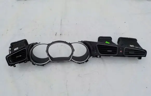 KIA Ceed Dash center air vent grill 97410A2000