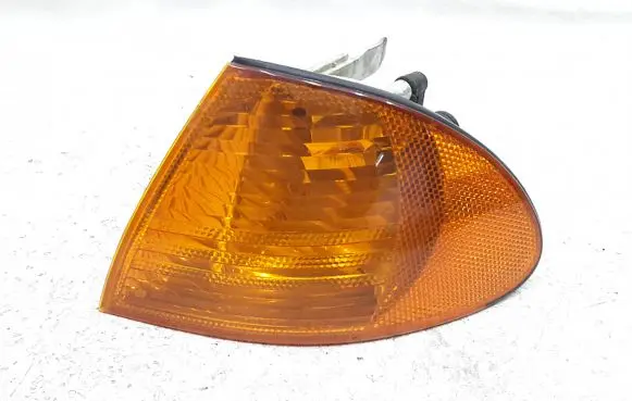 BMW 3 E36 Front indicator light 1315106140