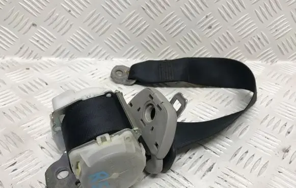 Toyota Corolla Verso E121 Third row seat belt 7L2550