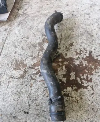 Opel Insignia A Engine coolant pipe/hose