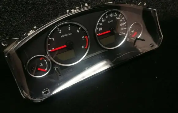 Nissan Pathfinder R51 Speedometer (instrument cluster) 24810EB276